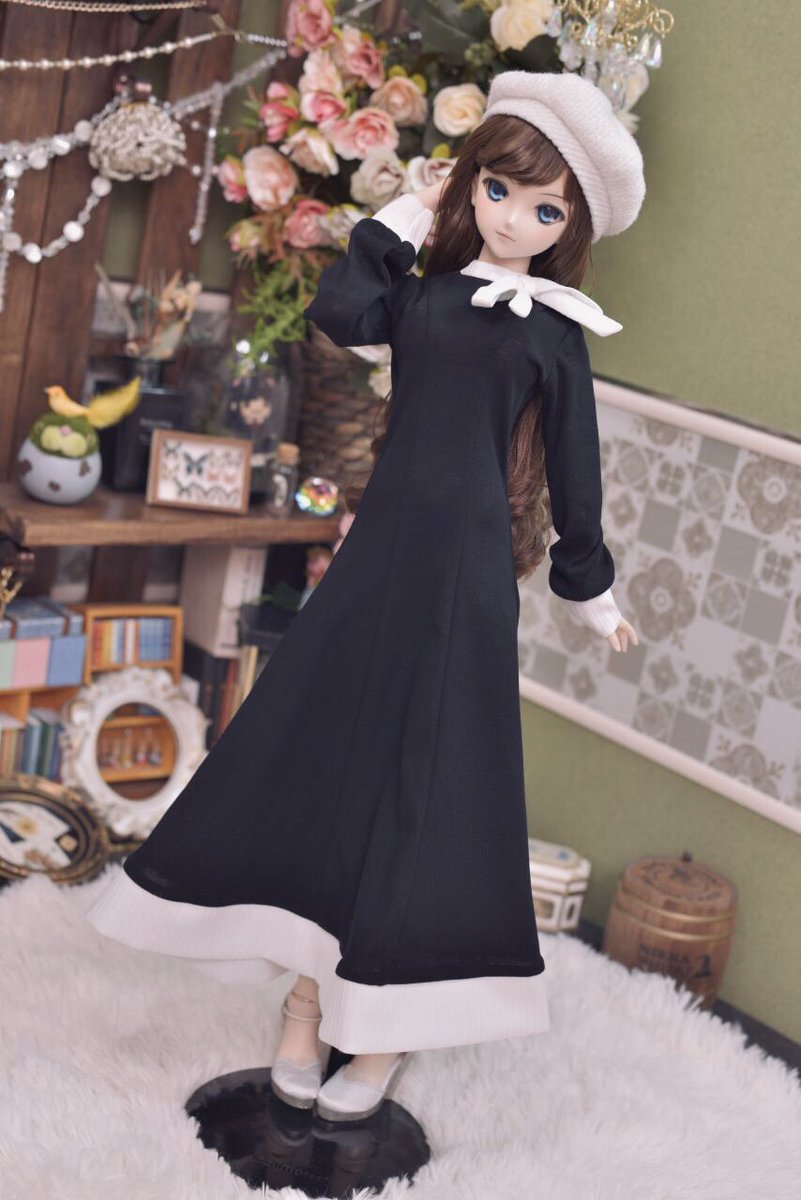 えとらんぜ 🧵2/21(土)21時〜新作お洋服通販🪡 (@etrange_doll