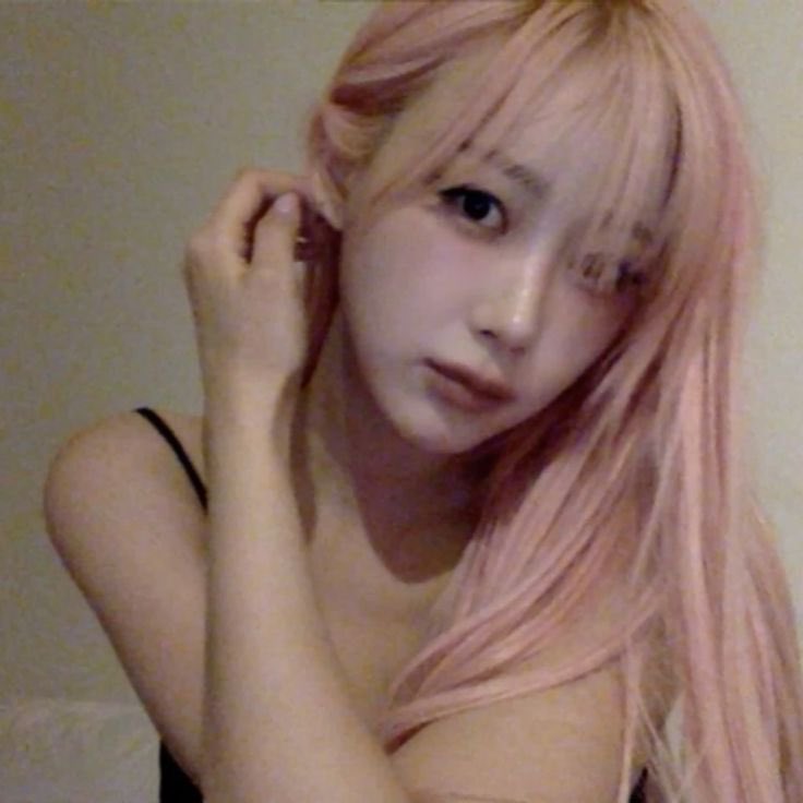 Hyun_jin_stkids's tweet photo. 내꺼. https://t.co/aL0Buv3DKV