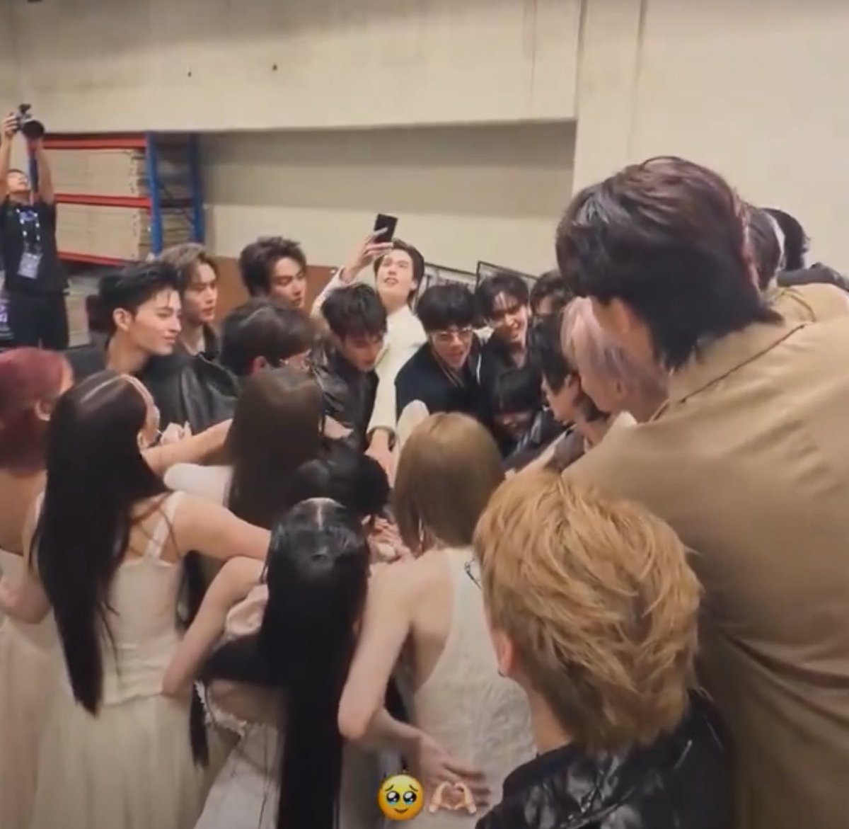 ใครเข้าใจก็เข้าใจเลย 😭😭😭😭😭😭😭😭😭😭😭😭😭😭😭

#mynameisnanon 
#RISERCONCERT