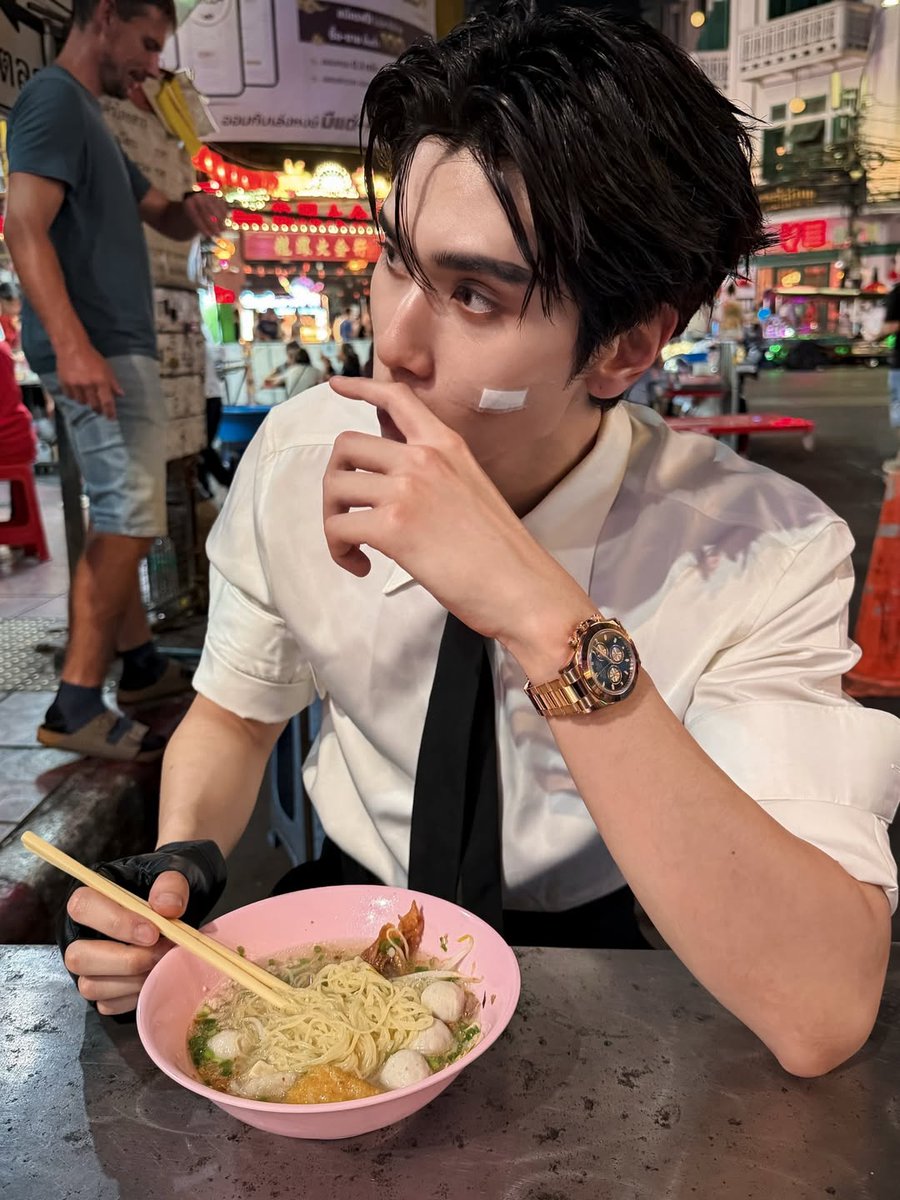 𝘾𝙖𝙛𝙛𝙚𝙞𝙣𝙚 🐰✨️🍀 tweet media