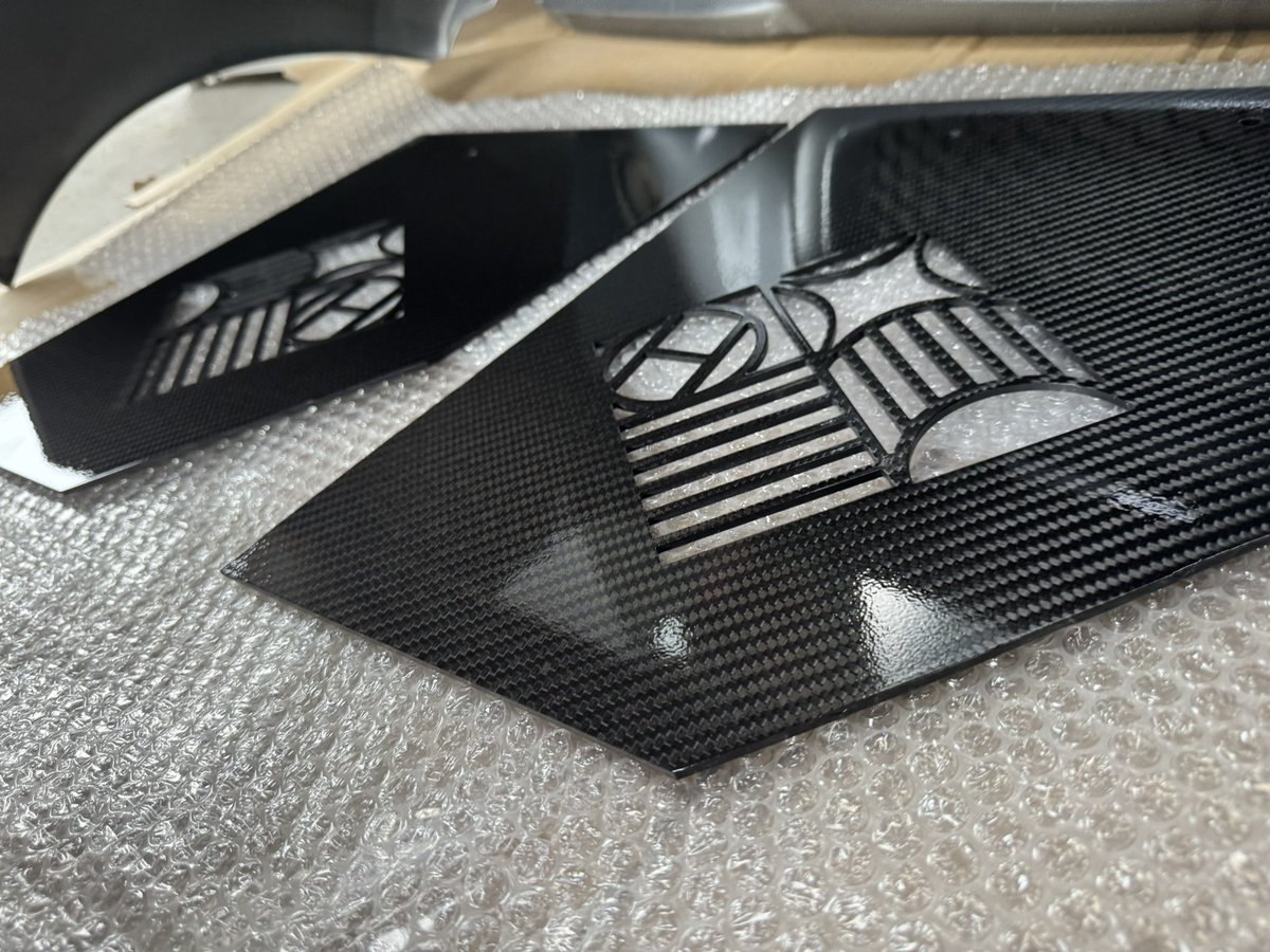 PAINTGARAGE YANAWORKS tweet media