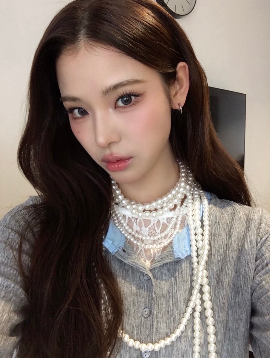 💬 › +CHAT — 16.02.26

➜ Mai vous a envoyé un nouveau message 

⊹ #마이 #MAI #TOMIOKAMAI #冨岡まい #IZNA #이즈나