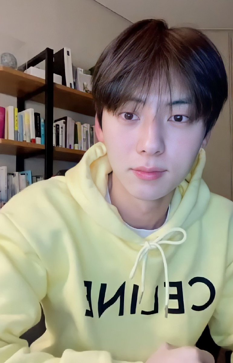 블러셔 정보요?
황민현 볼따구요 ///