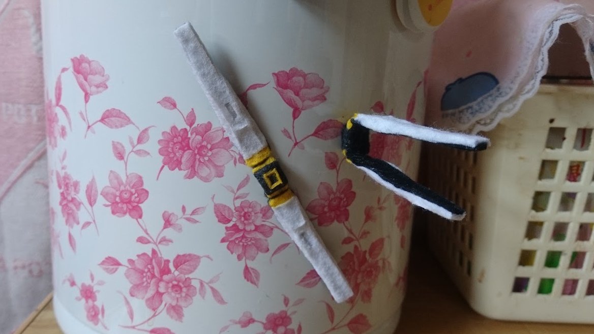 魔法瓶に磁石でくっつくフィン・ファンネル。