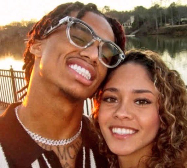 FearedBuck's tweet image. Alabama’s star WR Ryan Williams, 19, has announced his engagement to his girlfriend Alexis Hill, 25.

Congrats to him as he will also be stepping into a new role as a stepdad.