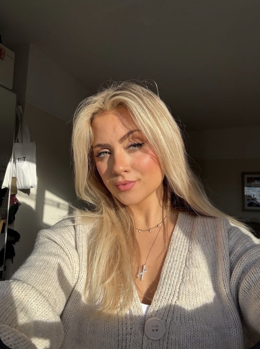 Emilia__Albero's tweet image. Good morning! Rise and shine to a wonderful day. And come back to X #IFB #TrumpSupporters