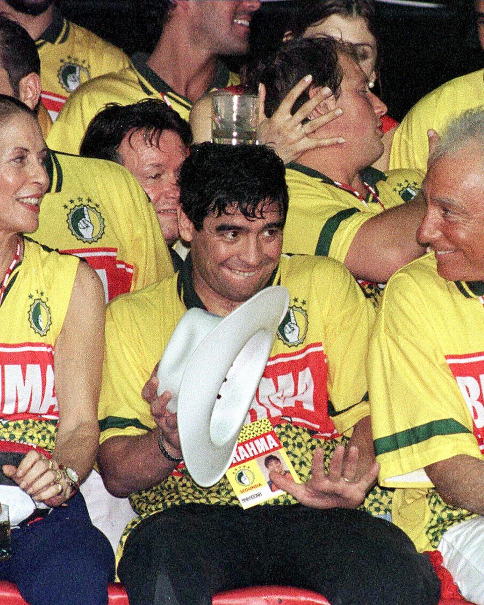 Copa90's tweet photo. Carlo Ancelotti might be the latest legend to have the time of his life at the Rio Carnival... but he's certainly not the first. https://t.co/PGmbGfnFTG