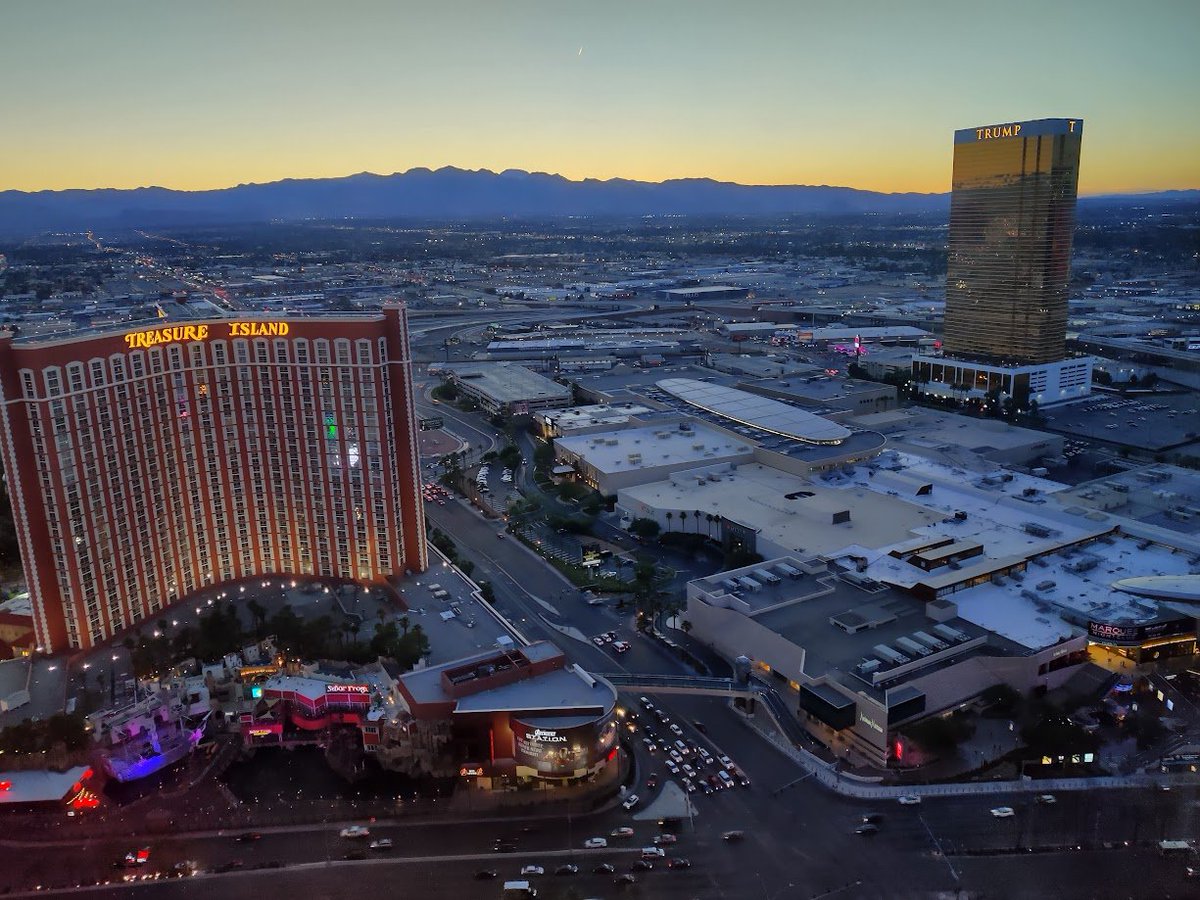 PlopPlouf tweet media