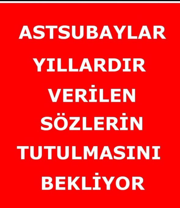 HeleBakKimGld's tweet photo. 🧿 Neden #AstsubaylarTazminattaHaklıDediniz ❓🧿

Günler poşete, Aylar çuvala, Yıllar haral a girdi...

Söz verilen tazminatlardan / seyyanen zamdan hâlâ  haber yok..

@tcsavunma https://t.co/EEgEoG63Cf