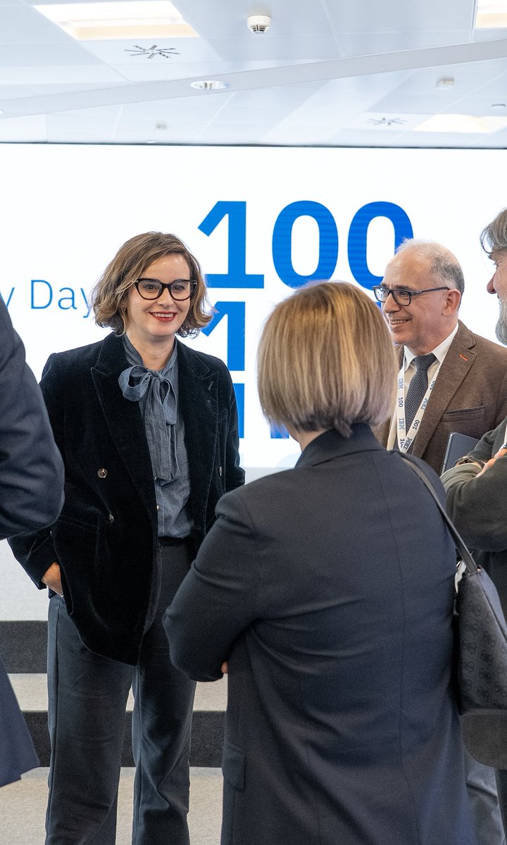 Elixabete Etxanobe tweet media