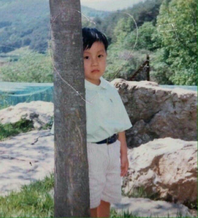 jctaekook26's tweet photo. Feliz aniversário, meu solzinho Hobi! ☀️💛Hoje o dia tem um brilho diferente, porque o mundo ganhou você. O J-Hope não é só um artista incrível do BTS, ele é energia viva, é esperança em forma de pessoa, +
#HOBIDAY #HOBIUARY2026 #jhopeDay2026 #hobi #jhopeDay2026 💜💜💜💜💜 https://t.co/pmXWqmCK9N