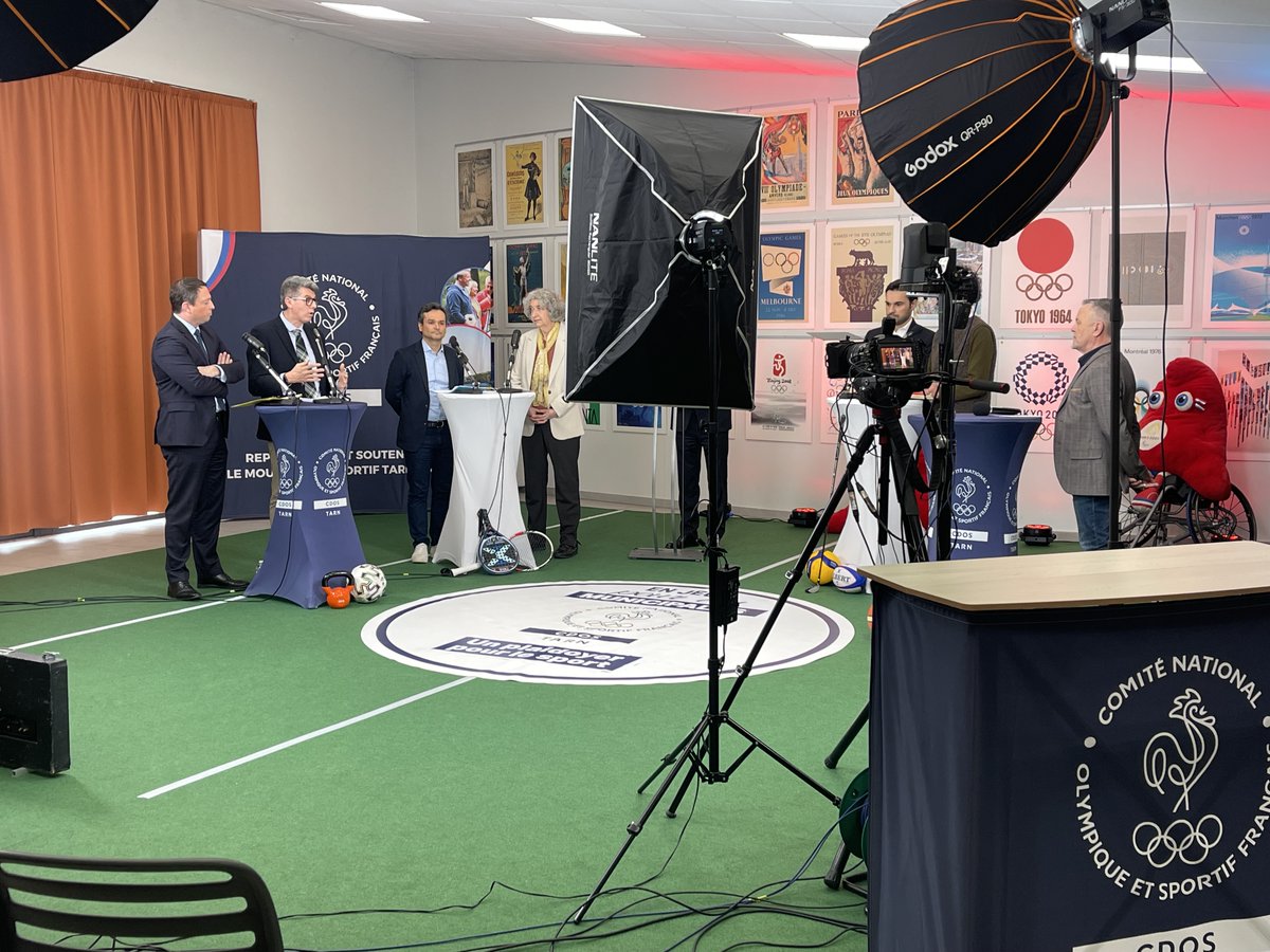 cdos_tarn's tweet image. 🎬 Clap de fin pour le 3e et dernier tournage de "En Jeux pour les Municipales" avec 6 candidats à la mairie de Castres !

🎥 Diffusion de l'émission jeudi 19 février à 20h00 sur nos réseaux !

🌍 Restez bien connectés !

@FranceOlympique @AOC1978

#enjeuxpourlesmunicipales #CDOS