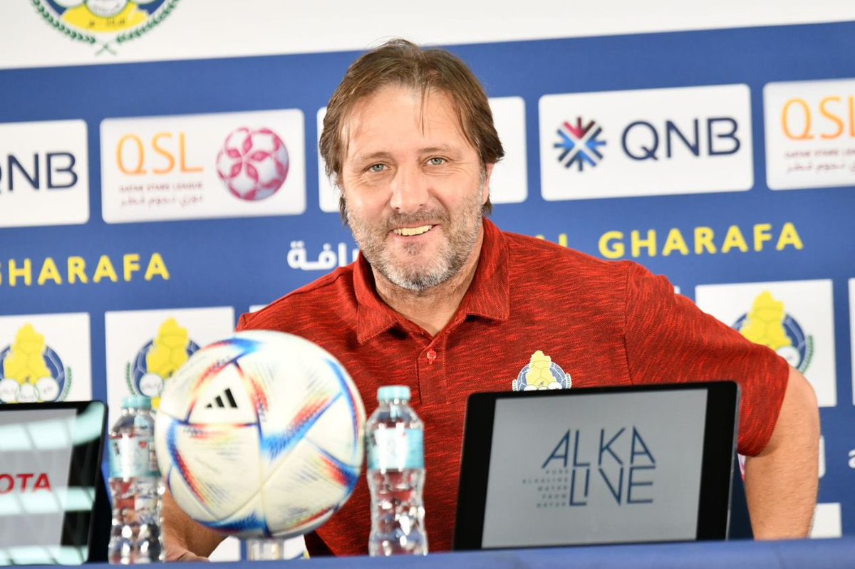 ColunaDoCAM's tweet image. O Galo tem negociações em andamento pela contratação do técnico Pedro Martins. 

A sinalização do treinador para o avanço das conversas foi positiva, e o clube avalia investir uma grana para tirá-lo do Al-Gharafa.

🗞️ @canaldofrossard 
📸 Al-Gharafa