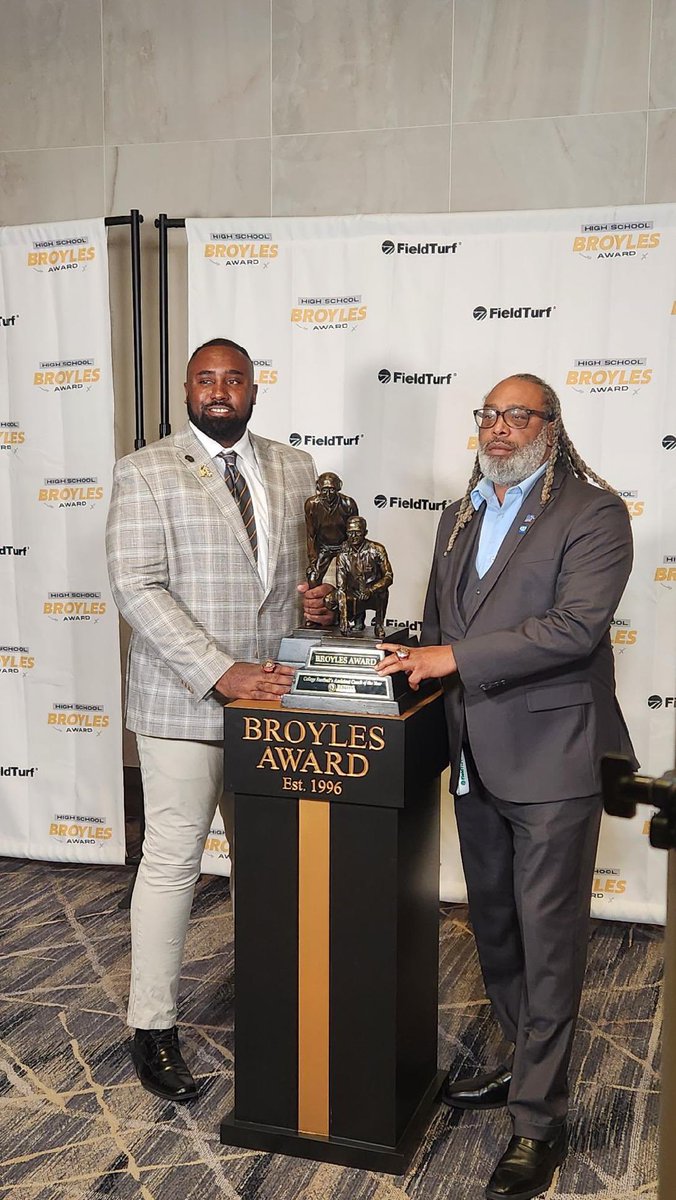 Christian Johnson tweet media