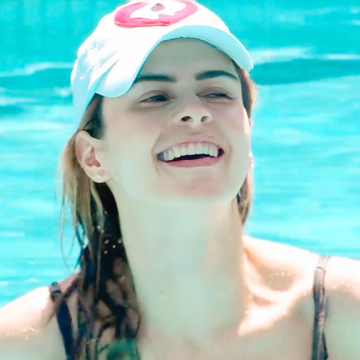 gallerybbb's tweet photo. Icons Ana Paula Renault 🧙🏻‍♀️
fav se salvar | dê os créditos se usar https://t.co/HwWl2ougbA