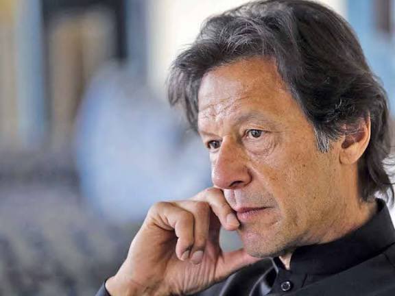 Blahhhhhh34's tweet photo. I couldn’t see for two weeks. I kept telling the jail superintendent to do something for me, but he didn’t listen - Imran Khan https://t.co/ZTbIywwyiS