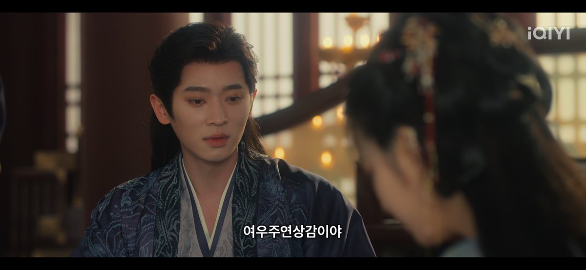 하진짜개웃기다..... 성하체통 계략연기모먼트나오면 실실웃게돰
