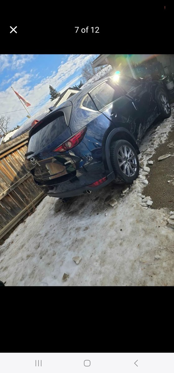 2019 Mazda Cx5 grand Touring 
Salvage 
Runs and drive 
Leather seats 
32k miles 

130k cedis including shipping