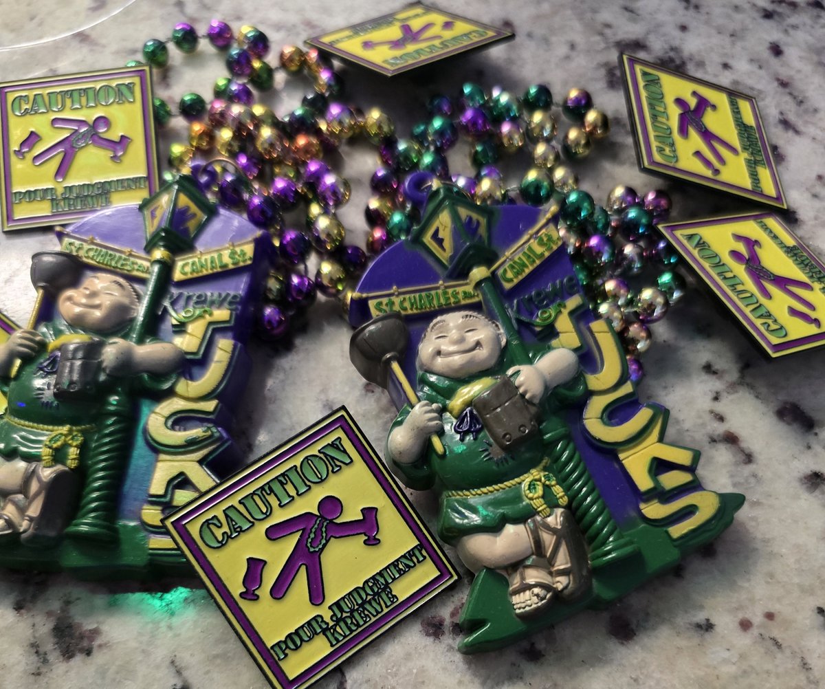 ShawnTucker623's tweet photo. Happy Fat Tuesday/Mardi Gras to all of the party people!🍹 
#PourJudgment https://t.co/RAfxOzsgbf
