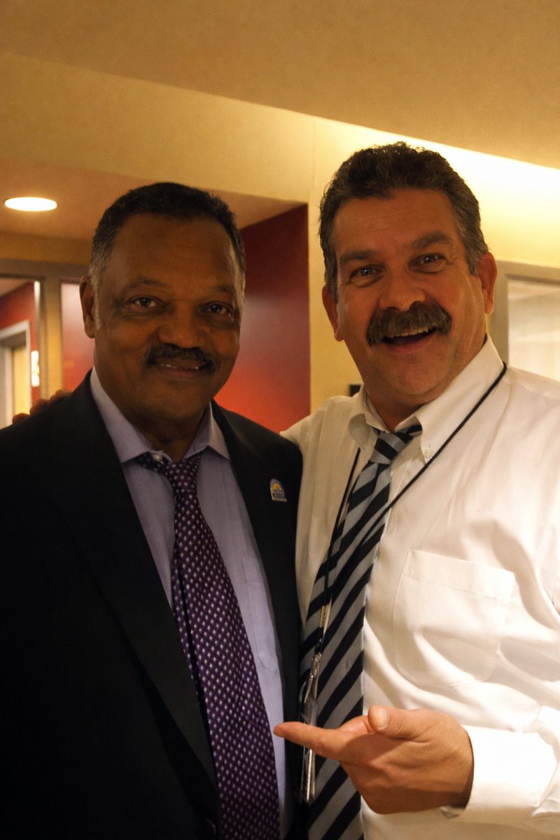 Sunday morning. 8am.
Doing voice work for the Redskins at 99.7 The FOX.
Looked into the next studio… and there he was.
Regardless of your opinion — in that moment he was gregarious, polite, and genuinely funny.
We shared a quick laugh. A human moment.
Those still matter. RIP JJ