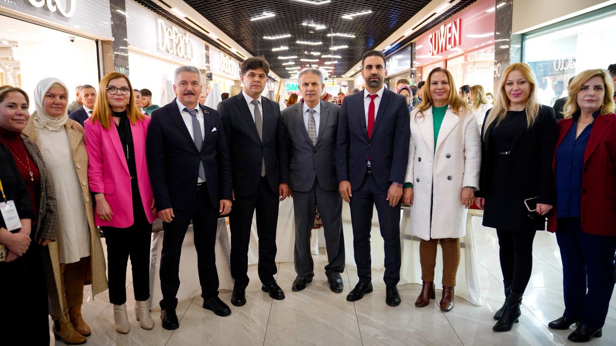 MersinMEM's tweet photo. Vali Yardımcısı Ali Murat Kayhan ve İl Millî Eğitim Müdürü Muhammed Özdemirci’nin katılımıyla, Mezitli Halk Eğitimi Merkezi kursiyerlerinin eserleri sanatseverlerle buluştu. ✨

🔗 https://t.co/8s3ZaQoJGT

@tcmeb @Yusuf__Tekin @MersinValiligi @valiatillatoros @Muhammed0744 https://t.co/qTENpzW04b