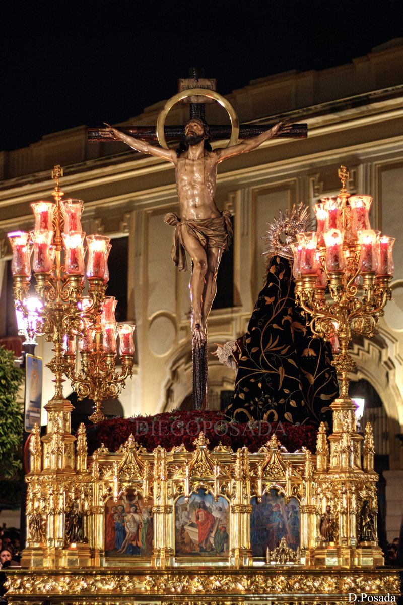 "Martes Santo en Santa Cruz"

#Sevilla #SantaCruz