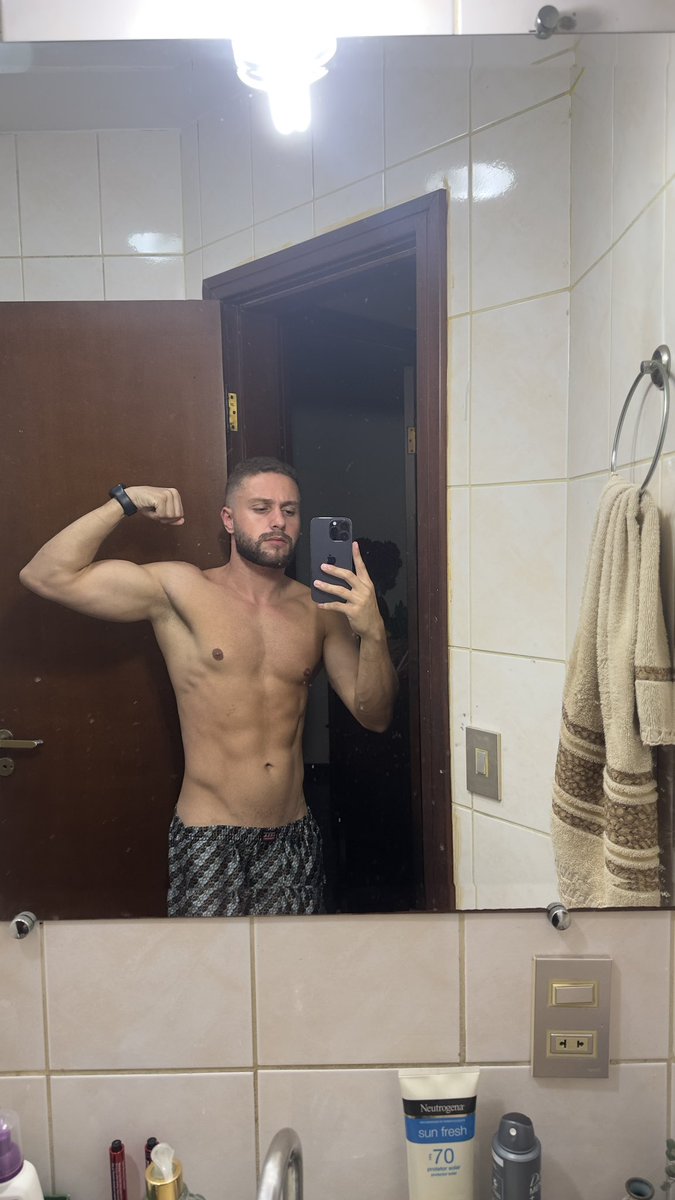 Master Dom tweet media