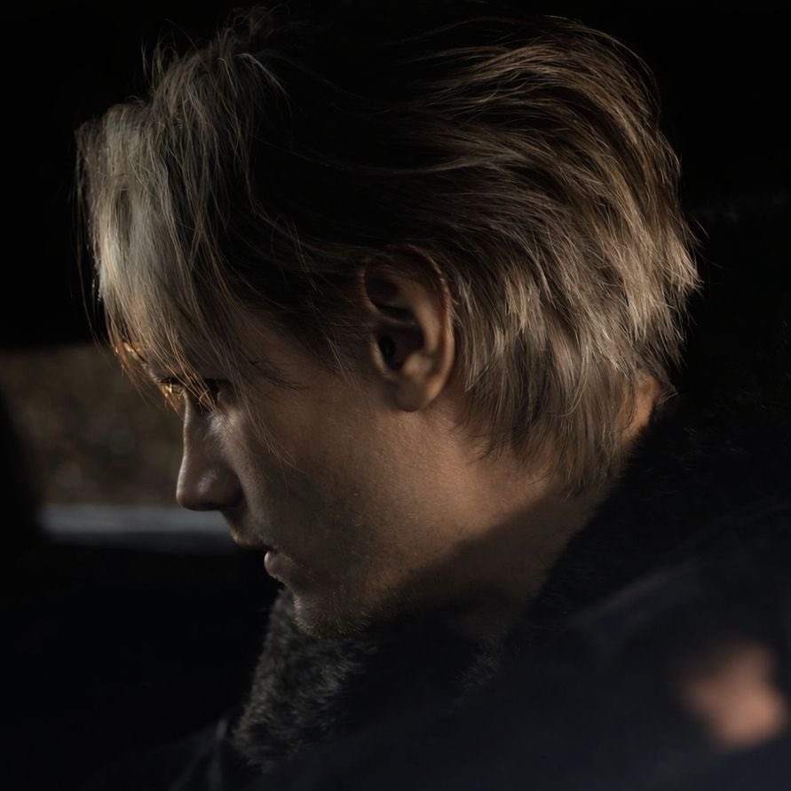 seeing him in 10 days <3