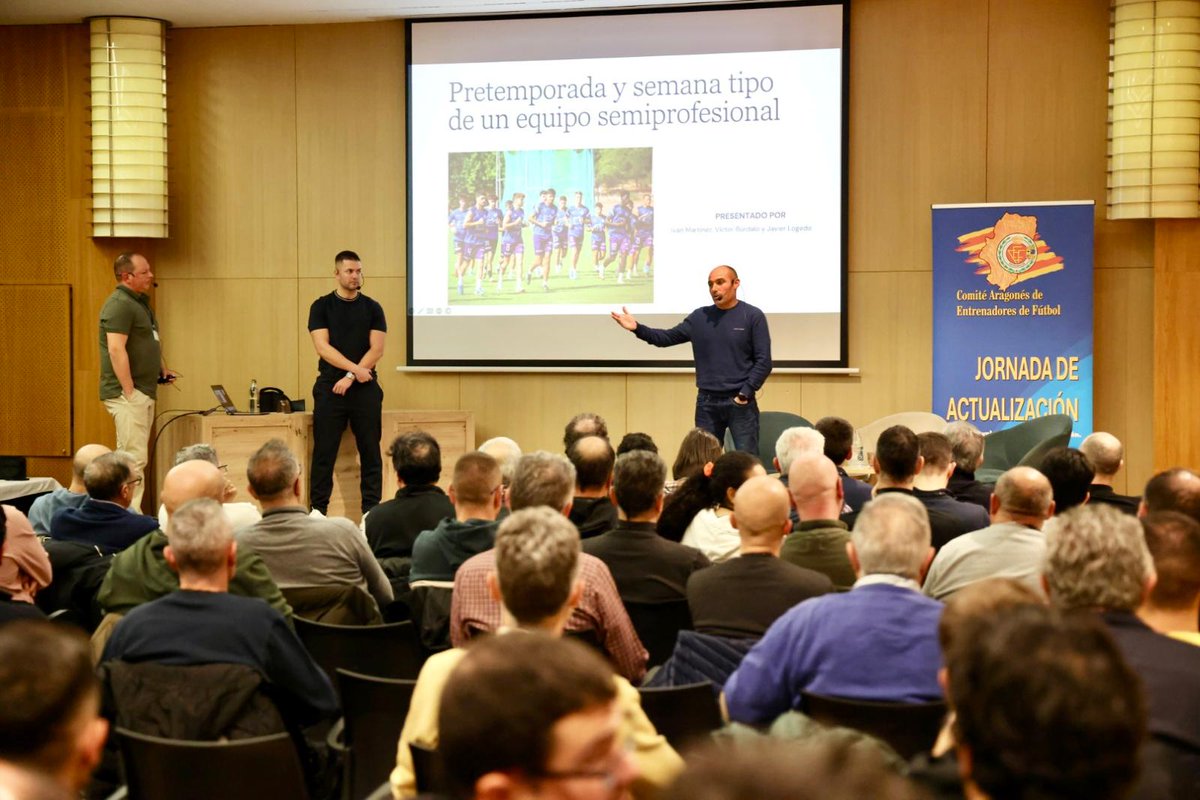 Real Federación Aragonesa Fútbol tweet media
