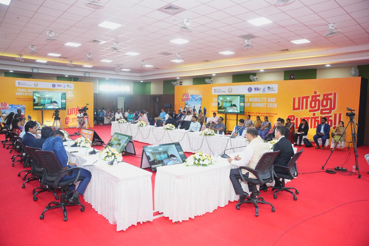 ProtectorGenGOI's tweet photo. The India-Japan session focused on skill alignment,  particularly in healthcare, transportation and other priority sectors. Emphasis was placed on Japanese language proficiency and technical standards. Leading employers and HR firms joined the session
#paathuponga https://t.co/guweDJgPcq