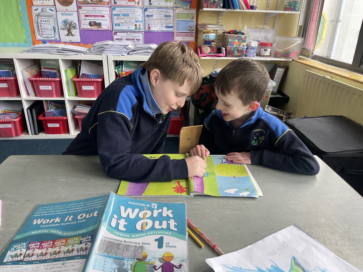 IrwinBehy's tweet photo. Pancake Tuesday and Buddy reading with 5th class 📚🥞 https://t.co/8vHUbJ4IRy