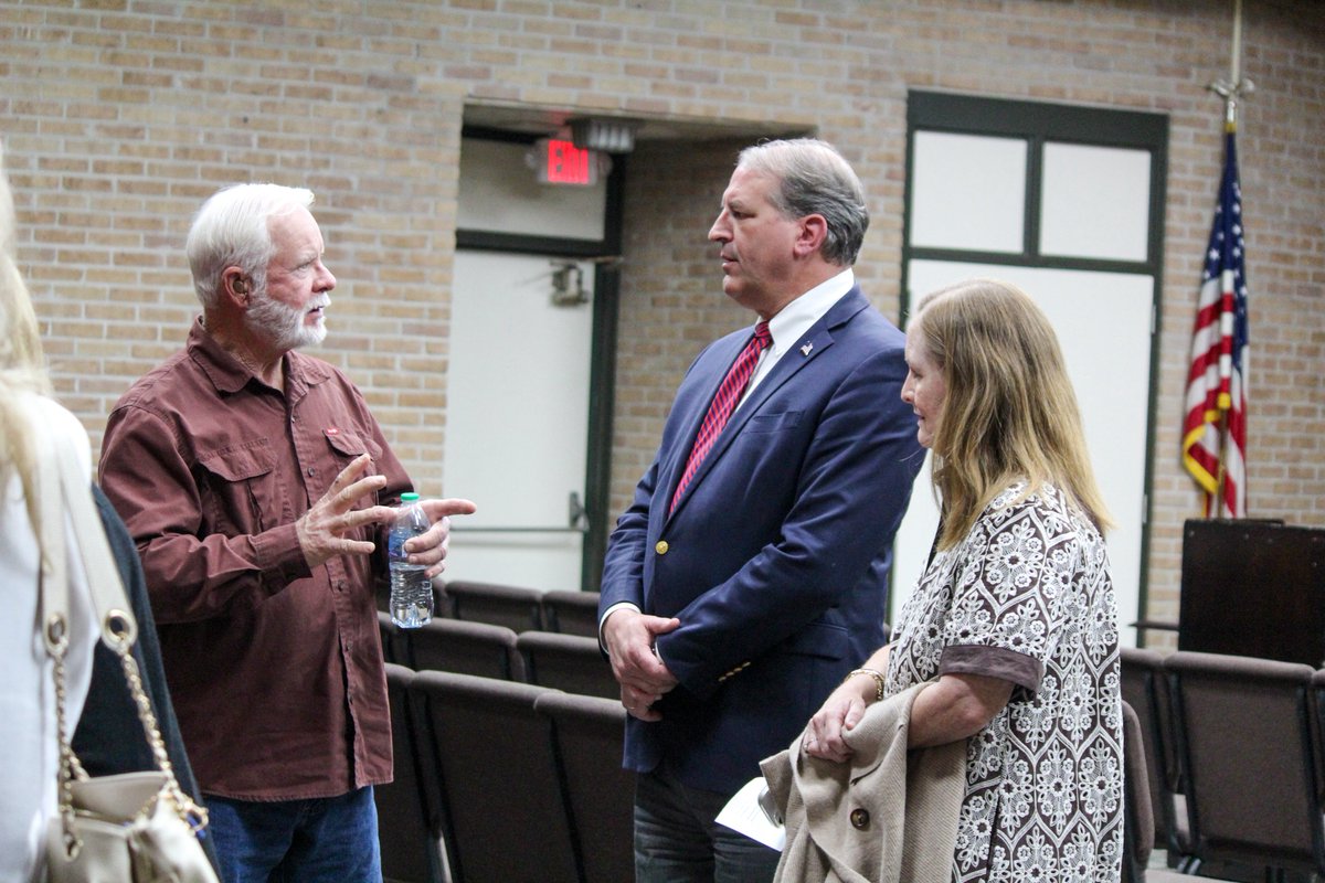 RhettforAlabama tweet media