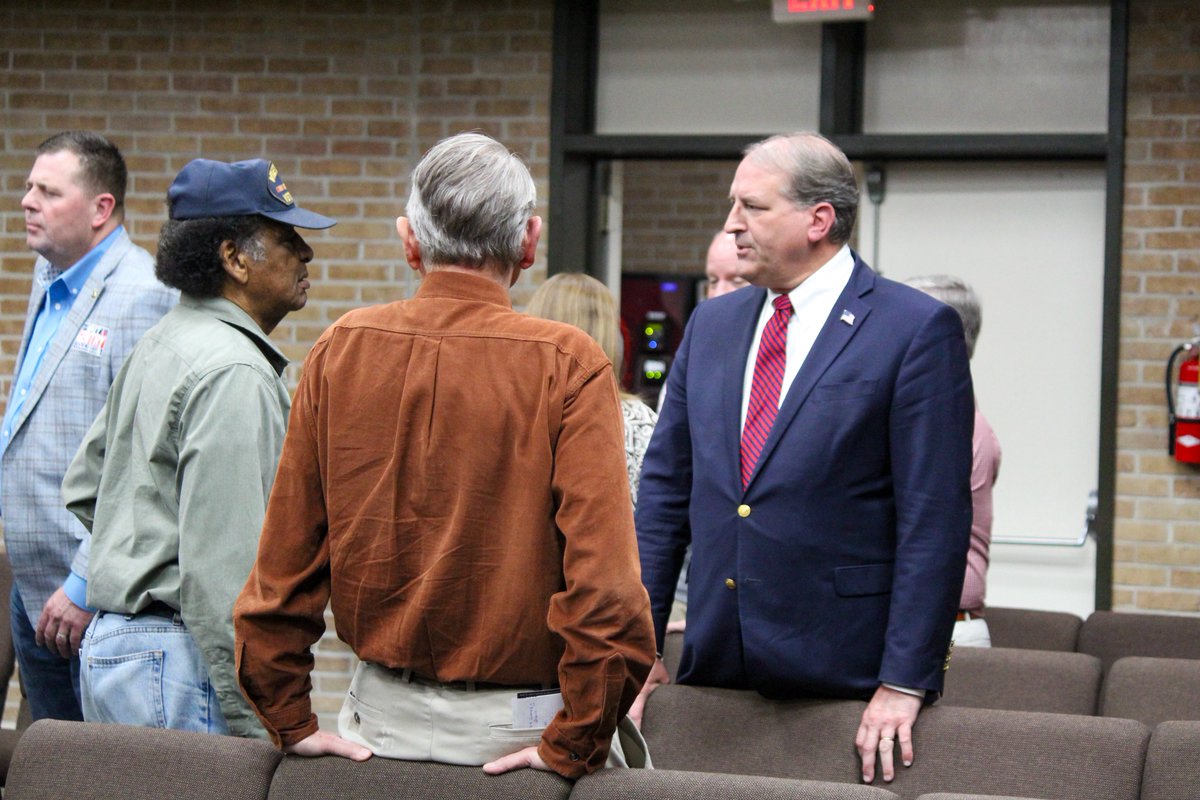 RhettforAlabama tweet media