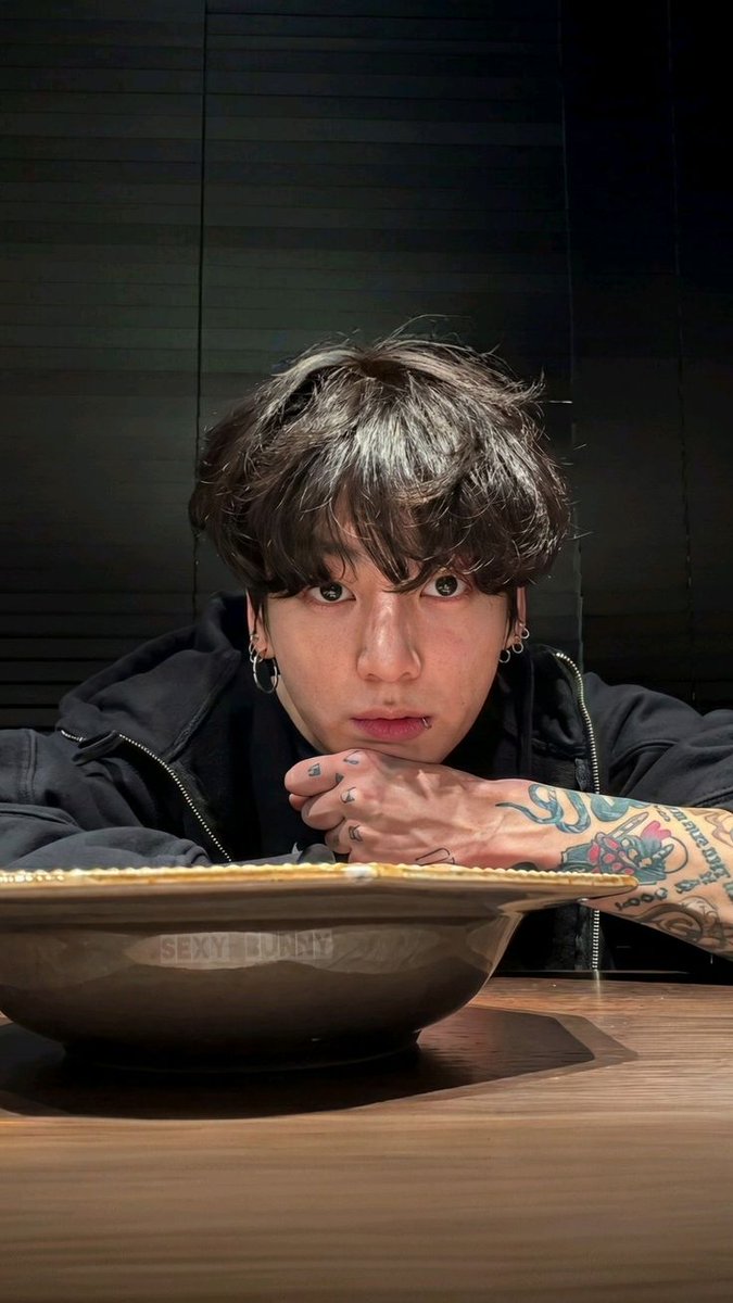 JK (@97jungukk) on Twitter photo 