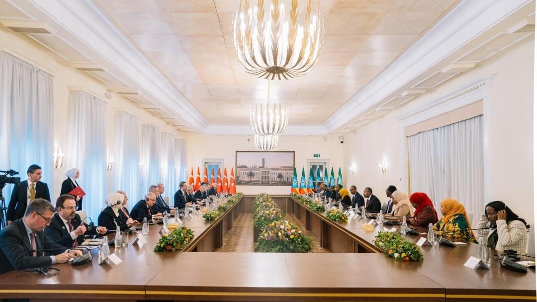 GazettePlusET's tweet photo. Prime Minister @AbiyAhmedAli stressed 🇪🇹's quest for sea access during talks with @RTErdogan, calling it key to the country’s future. The leaders also discussed boosting bilateral trade to 1 bln USD and expanding 🇹🇷investment in 🇪🇹. https://t.co/NevNzTS4aM
#AccessToSea https://t.co/DVdfUXqeTQ