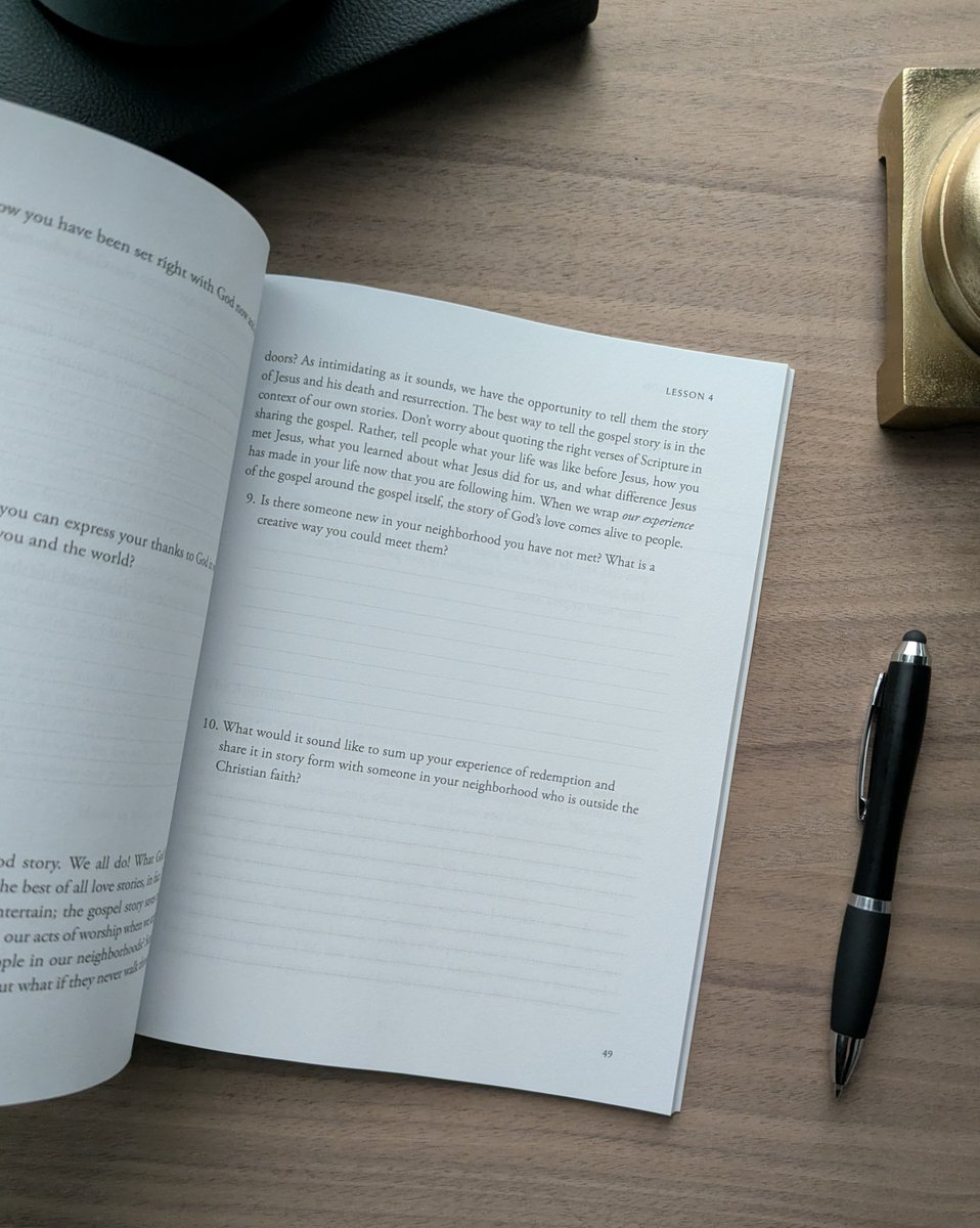 NavPress tweet media