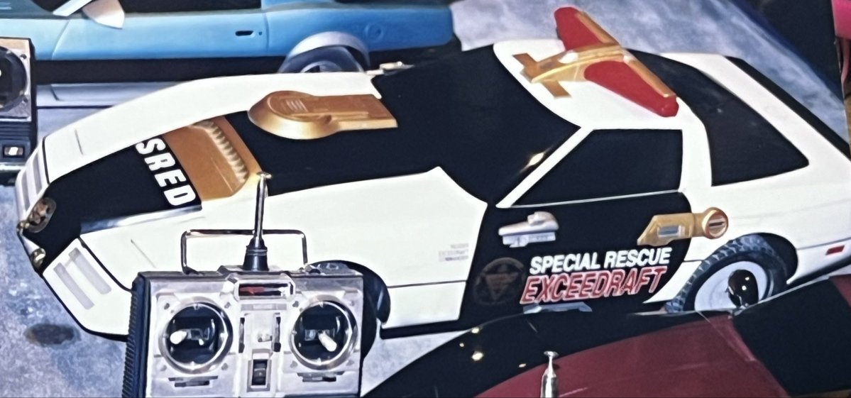 yudepurumyu's tweet image. 【ライドロン】
【ダークジェイカー】
【レゾン】
【バリアス7】
撮影所イベントでの展示
ラジコン操作で自走するミニチュア

＃仮面ライダーBLACKRX
＃ライドロン
＃特捜ロボジャンパーソン
＃ダークジェイカー
#機動刑事ジバン
＃レゾン
＃特捜エクシードラフト
＃バリアス7