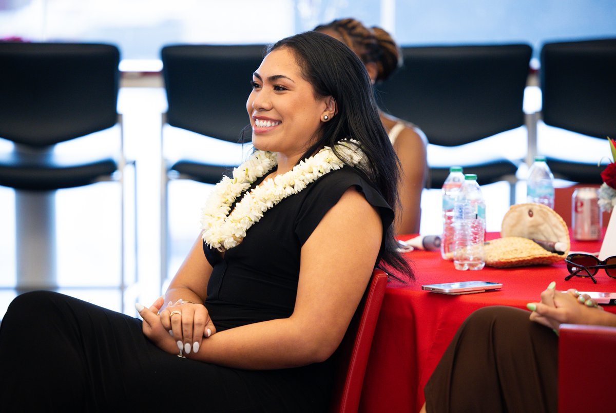 Ole Miss Volleyball tweet media