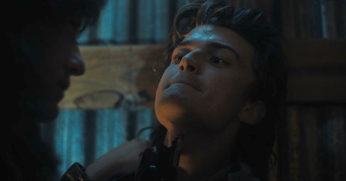 spideysteddie's tweet photo. he wants to KILL you and you're looking at him like that. freak. https://t.co/BI1lPbyelN