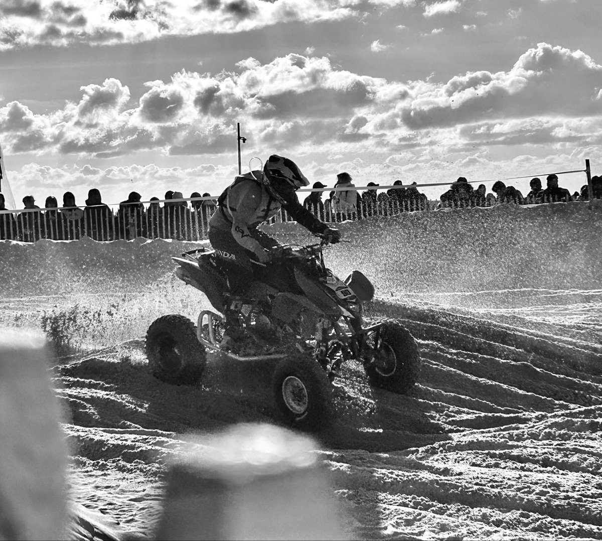 regardenimages tweet media