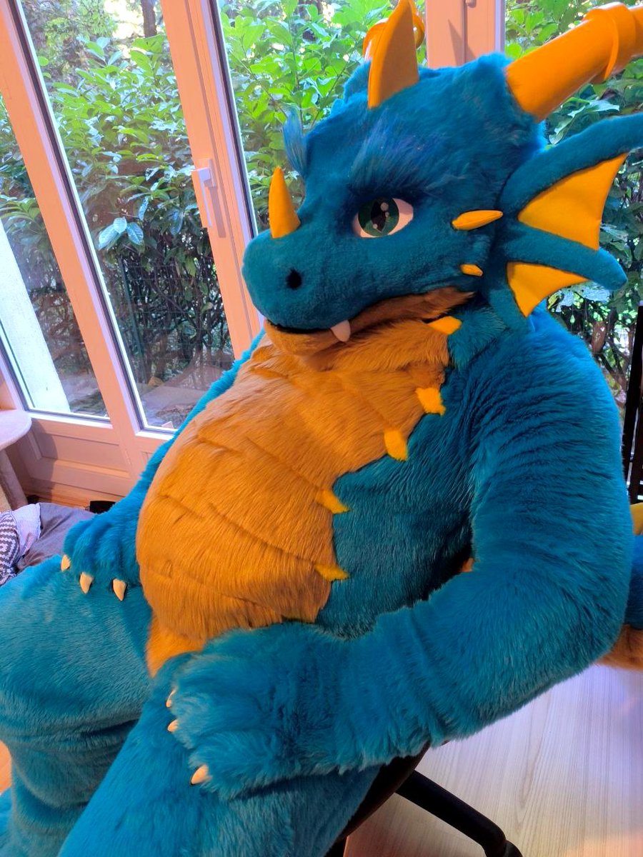 FlarryDerg's tweet image. 🔸It's belly day! Well...every day I mean. 🤔
#tummytuesday