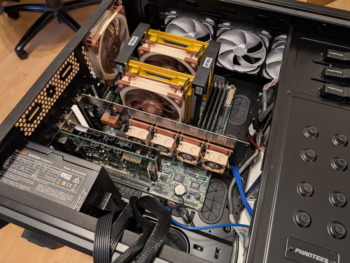 ChrisCor tweet media