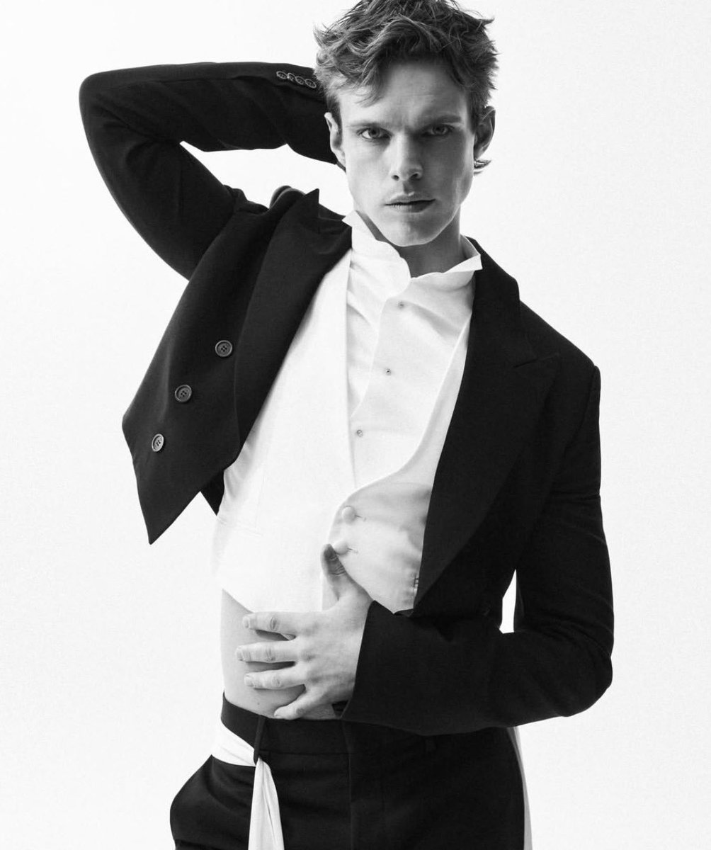 FilmUpdates's tweet photo. Finn Bennett photographed by Kosmas Pavlos for Man About Town https://t.co/xO7egmtGw9