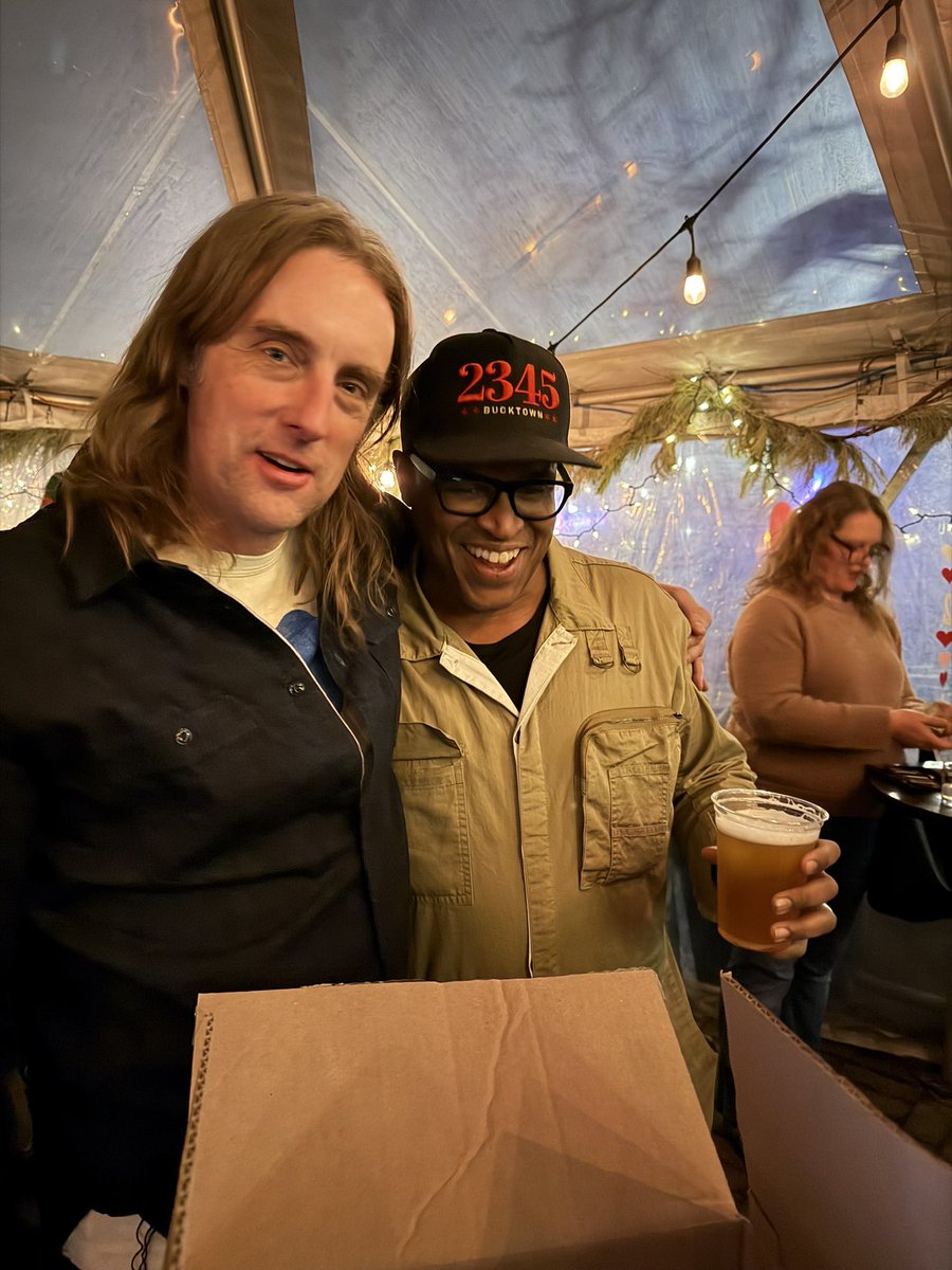 carlbroemel's tweet photo. We spent Valentine’s Day in Chicago hangin out and playing music at our friends Tavern in Bucktown. The Leavitt Street Inn and Tavern! Thank you Teddy and Sarah and the whole crew and all the folks from the neighborhood for being there and singing with us!  Love yall. https://t.co/UIUrLjEK40
