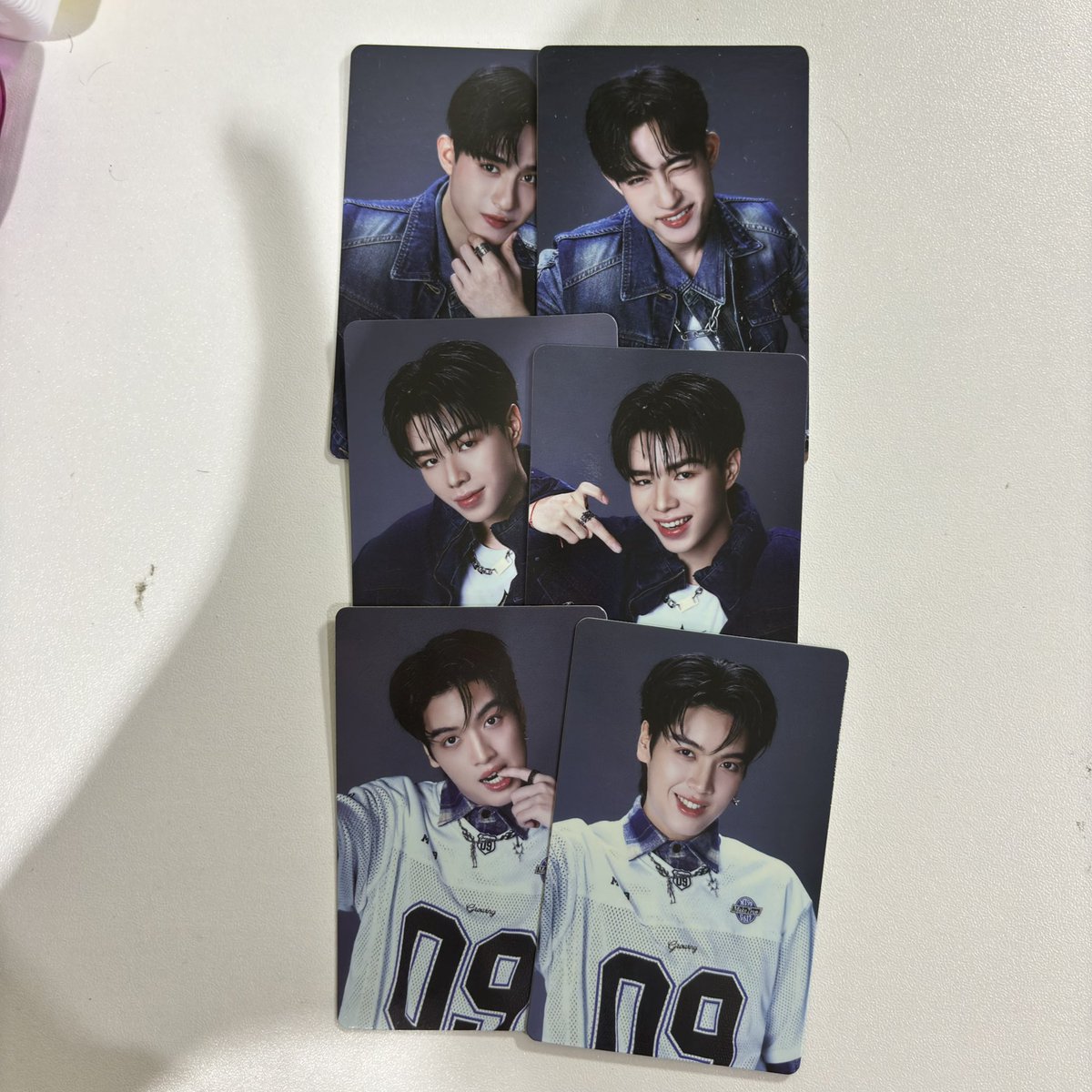 100฿ free shipping นะคับ

#RISERCONSERT #ตลาดนัดCLO_VER 
#ตลาดนัดgmm #ตลาดนัดgmmtv #ตลาดนัดซีคีน #CLO_VER #RISERCONSERTD3