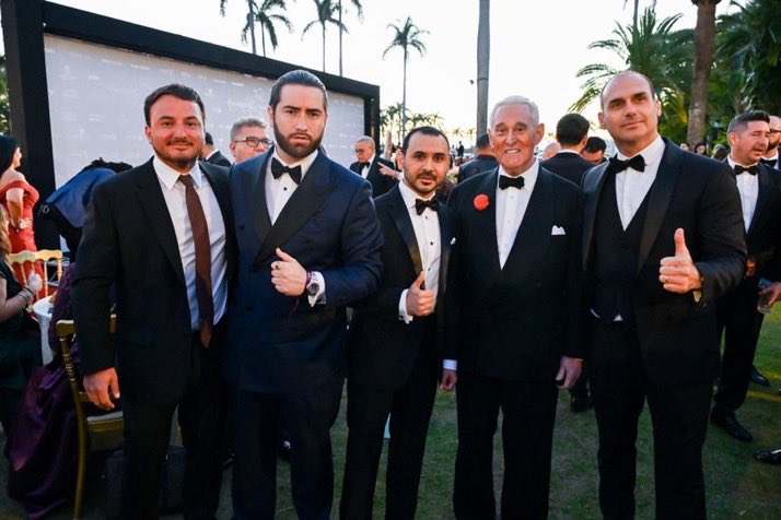 pz_silvio's tweet photo. Mientras @Eduardo_Bittar busca aliados de DERECHA REAL para MVGA (Make Venezuela Great Again) la opo-Ficción solo busca desprestigiarlo y alinearse con socialistas alrededor del mundo. 
#EstoyConBittar #MVGA @Rumbo_Libertad @realDonaldTrump @RogerJStoneJr https://t.co/E0zIwDVdWk