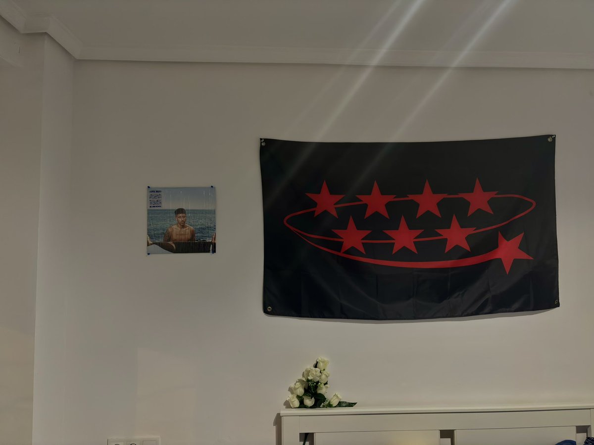 cada vez más bonita la pared <a href="/enolbc/">ENOL</a>