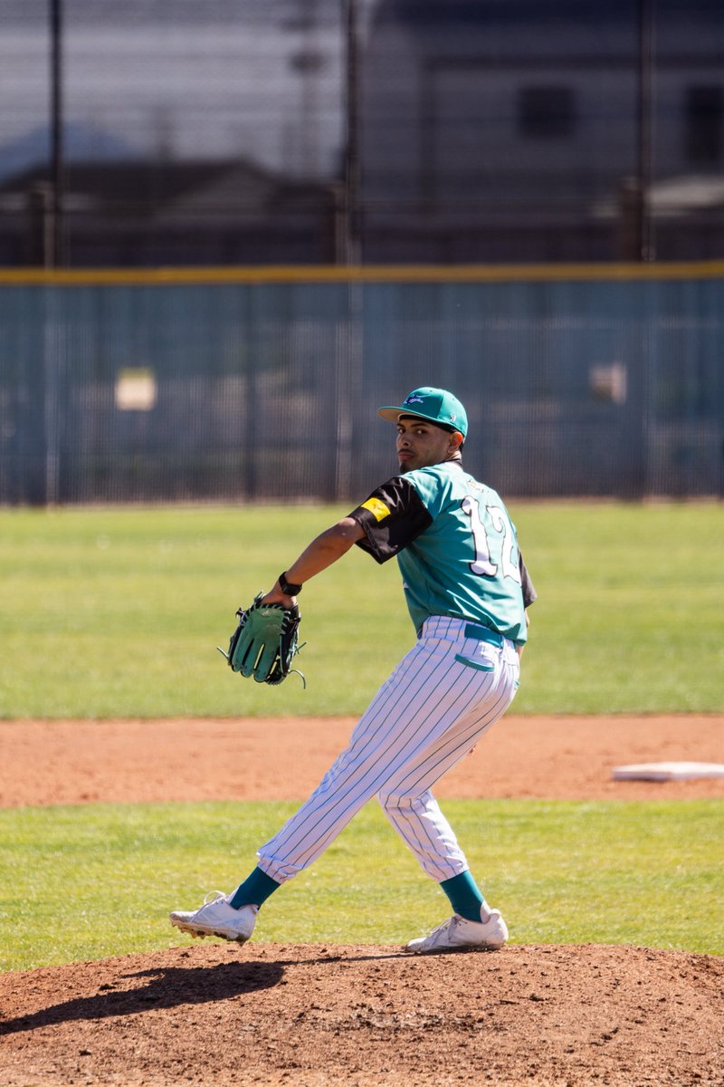 Uriel Castro tweet media