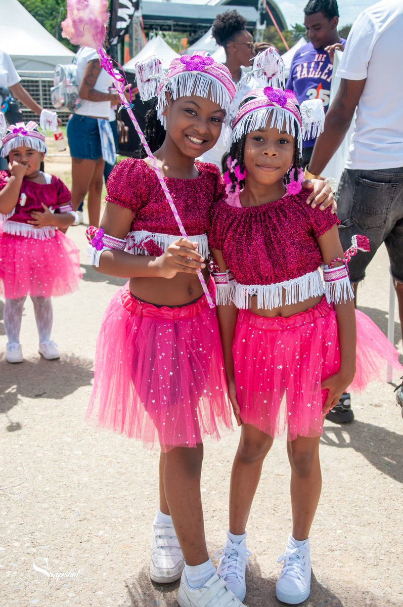 clapperrose_'s tweet photo. Afeshart Creations - Timeless treats! Red Cross Kiddies Carnival 2026! https://t.co/8IeyAF9HnA