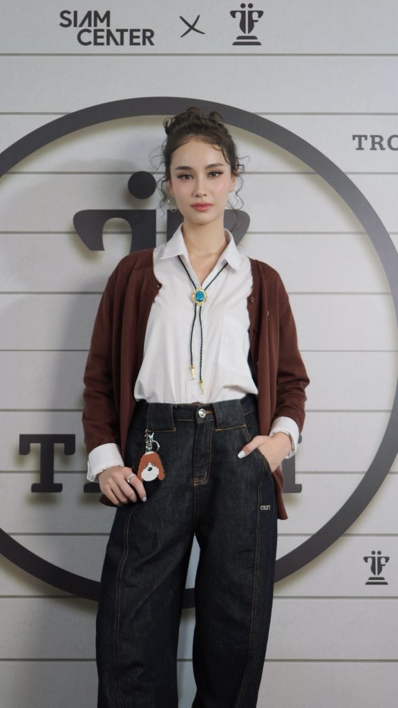 น้องฝรั่งเท่แบบเงียบๆ แต่สะดุดตาสะดุดใจสุดๆ

TROFI2026 x GinnyJayna
#TROFIHVLxGinnyJayna